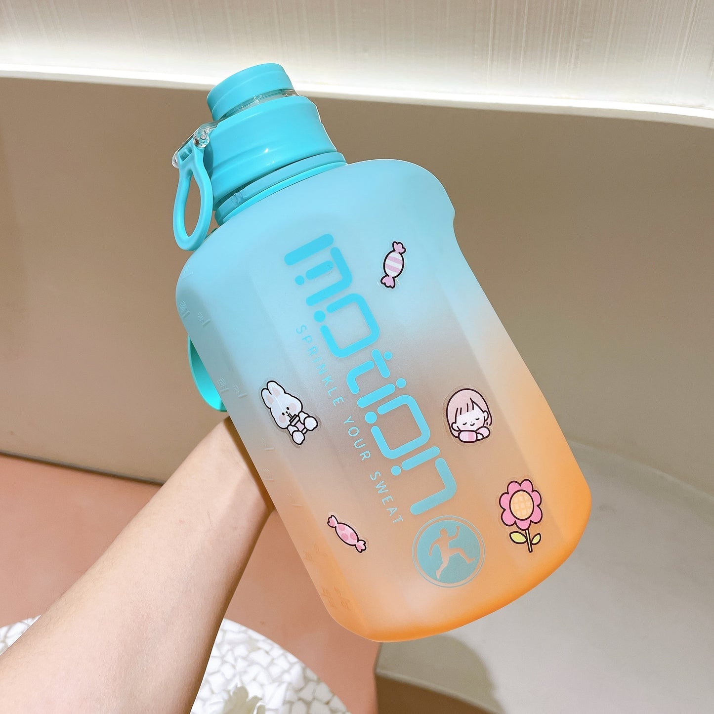 Large Capacity Plastic Cup With Straw Gradient Color Frosted Kettle